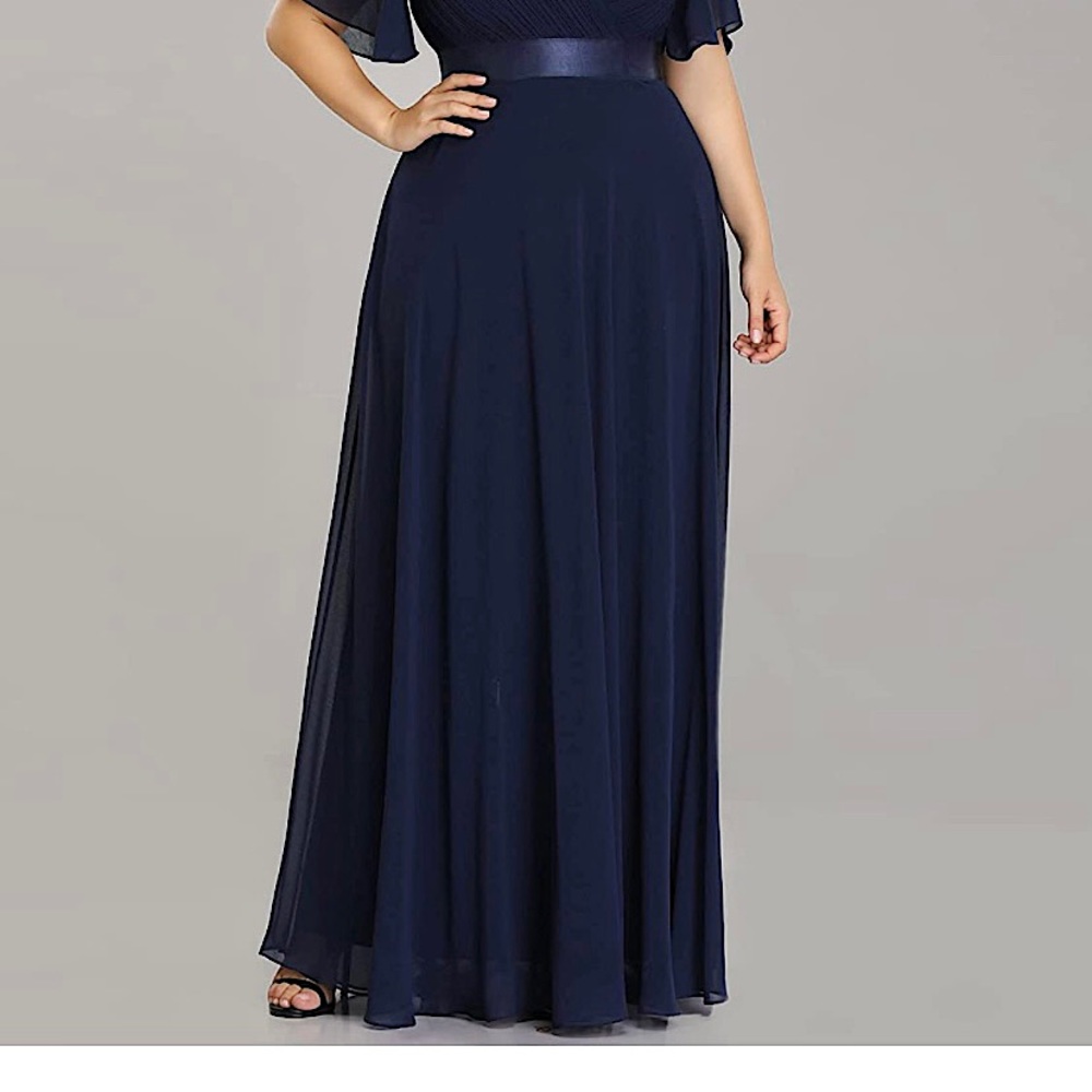 Navy blue bridesmaid/ party dress, floor length, short sleeves.NWT